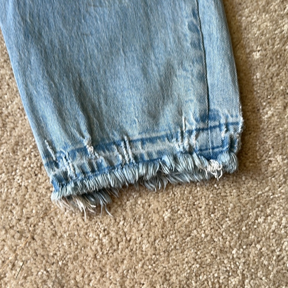 Abercrombie & Fitch Mom Jeans in Light Blue - Picture 3 of 4